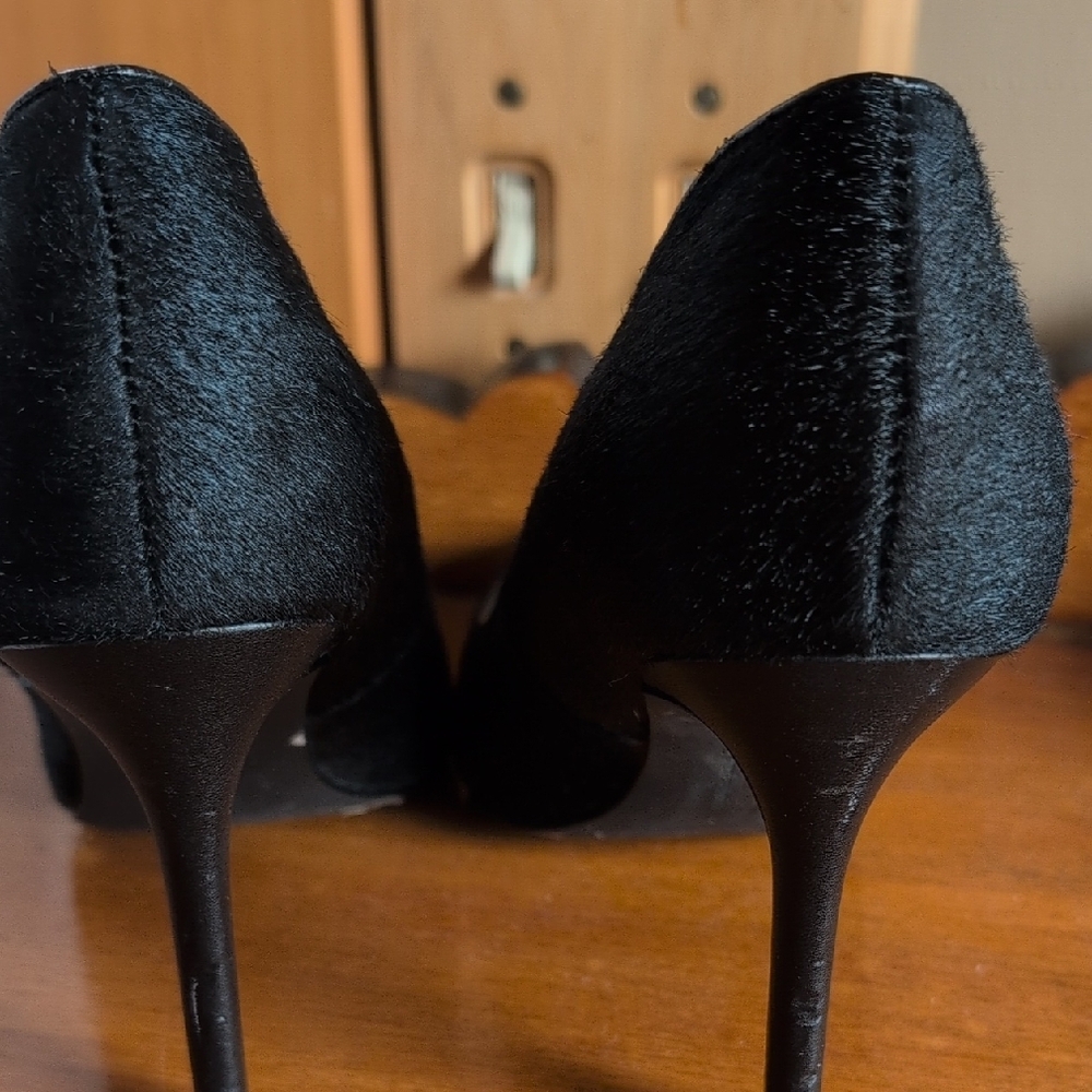 Charlies Black Stiletto Heels Elegant Design - Picture 5 of 10